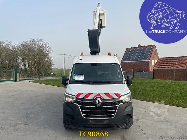Lifting platform Renault Master 145.35 Nacelle