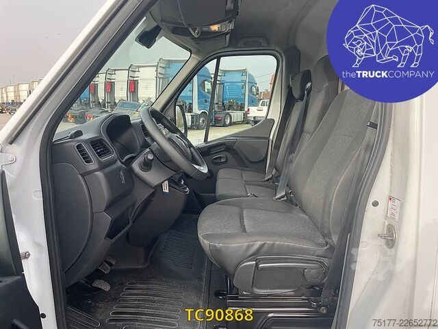 Lifting platform Renault Master 145.35 Nacelle