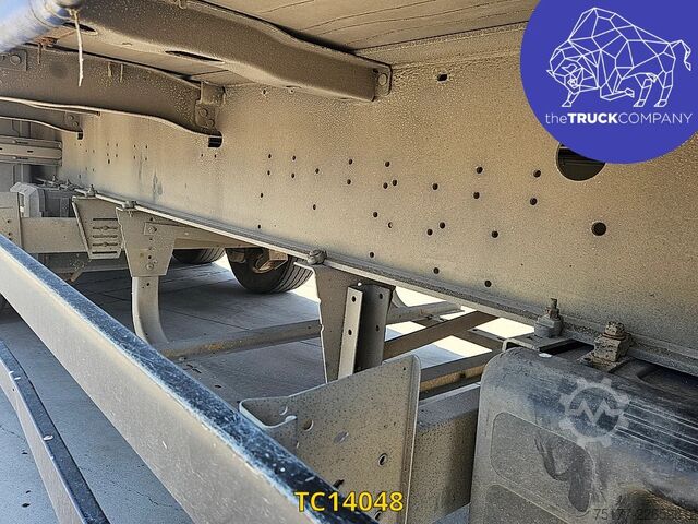 Sliding tarpaulins Schmitz Cargobull PLSC