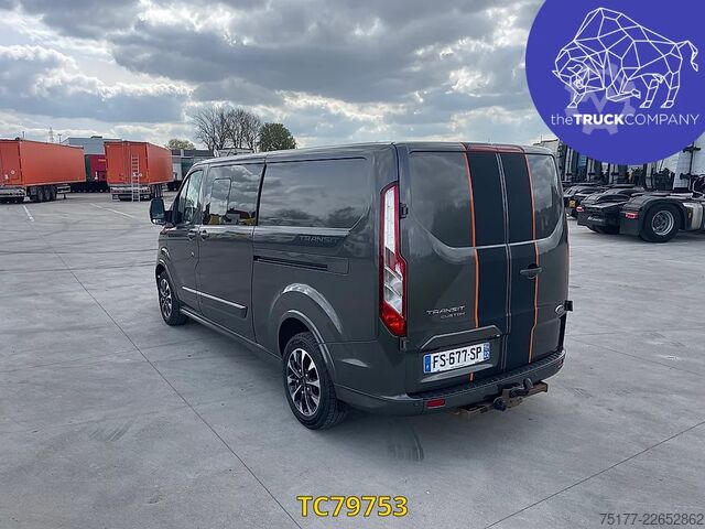 Passenger transportation Ford Transit Custom L2H1 5 - Places