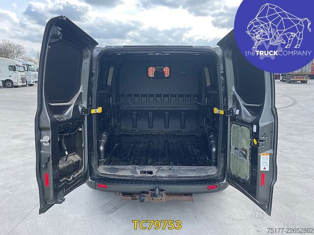 Passenger transportation Ford Transit Custom L2H1 5 - Places