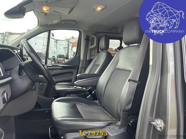 Passenger transportation Ford Transit Custom L2H1 5 - Places