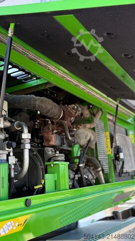 Material handler Sennebogen 821E