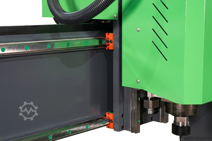 Long bed CNC Lathe DANIBRUM S2440 CNC DANIBRUM S2440 CNC