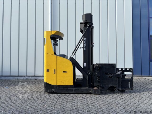 Reach Truck BT VRE150