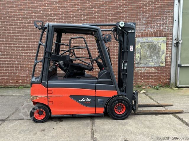Electric 4-wheel forklift Linde E25L-01