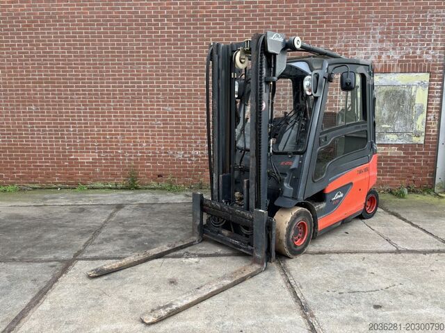 Electric 4-wheel forklift Linde E25L-01