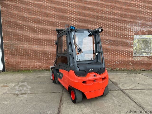 Electric 4-wheel forklift Linde E35L-01