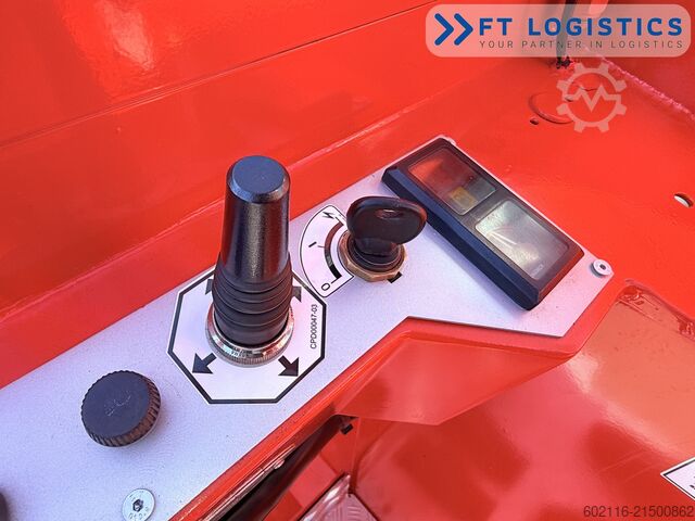 4-way forklift Combilift C3000GST GAS TRIPLEX 8300 FREE LIFT TOP1