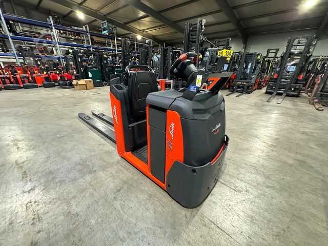 Stacker Linde N 20 CB [ID: 320]