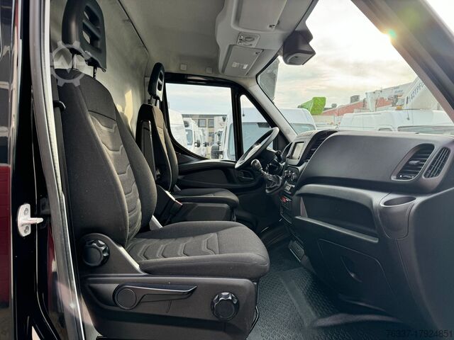 Box van Iveco Daily 50C15 Kastenwagen L4H2