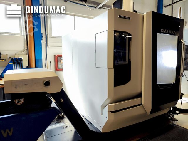 VERTIKALES BEARBEITUNGSZENTRUM DMG CMX 800 V