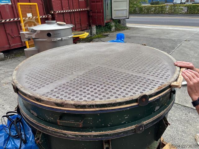 Großes Vibrationssieb Large Vibrating Sieve 
