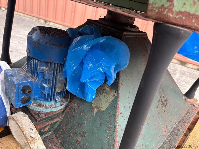 Large Vibrating Sieve Allgaire Large Vibrating Sieve TSM 1200 / 2