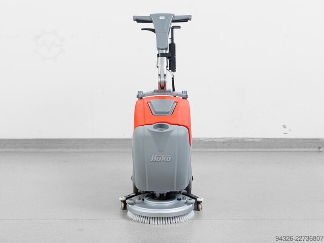 HAKO SCRUBMASTER B12 TB380 NEW BATTERY Hako Scrubmaster B12 TB380 - 2023y