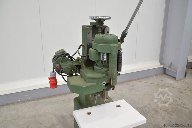 Oszillierende Bohrmaschine – Astfräsmaschine -- --