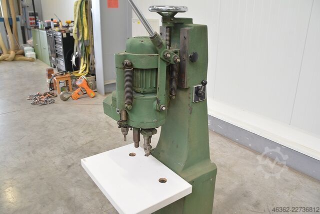 Oszillierende Bohrmaschine – Astfräsmaschine -- --