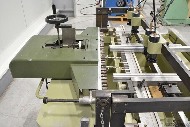 Mehrspindelbohrmaschine SCM MB29