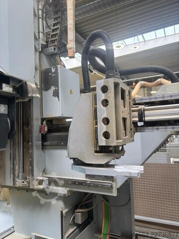 Bearbeitungszentrum HOMAG BOF 211/40/F/R Profiline