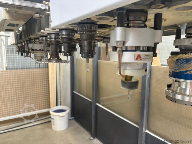 Bearbeitungszentrum HOMAG BOF 211/40/F/R Profiline