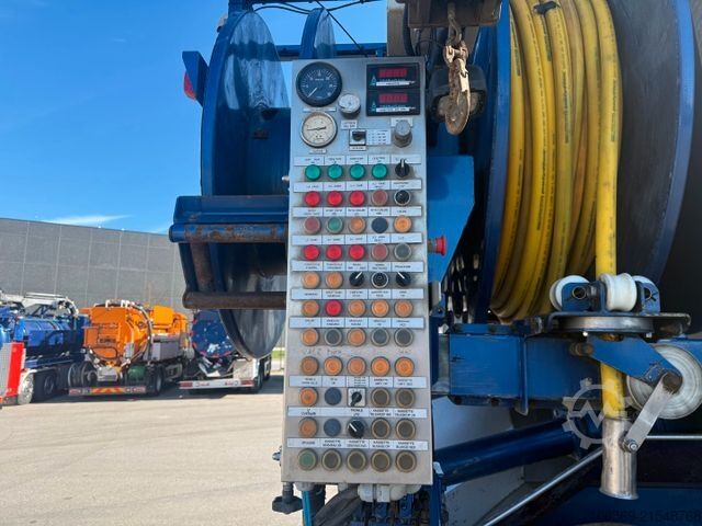 Saugwagen MERCEDES-BENZ Actros 4151 8x8 V8 Hvidtved Larsen RECycler 410