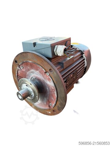 VEM Elektromotor 7,5 kW, 2880 U/min, 3-phasig, 400V, Flanschausführung B3. Silnik elektryczny VEM 7,5 kW 2880 obr min 3 fazy 400V kolnierzowy B3 Silnik elektryczny VEM 7,5 kW 2880 obr min 3 fazy 400V kolnierzowy B3