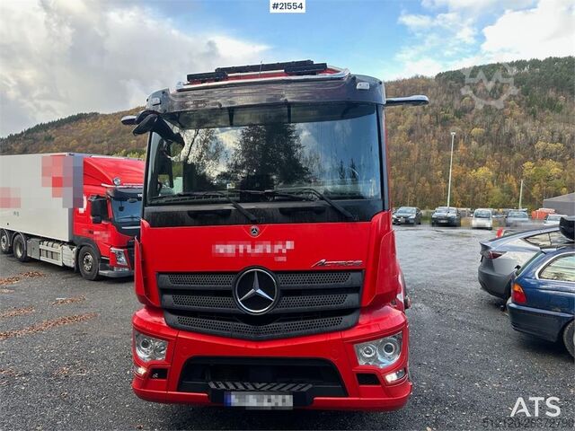 Garbage truck Mercedes-Benz Actros 2543 6x2 2-chamber compactor truck w/ JOAB