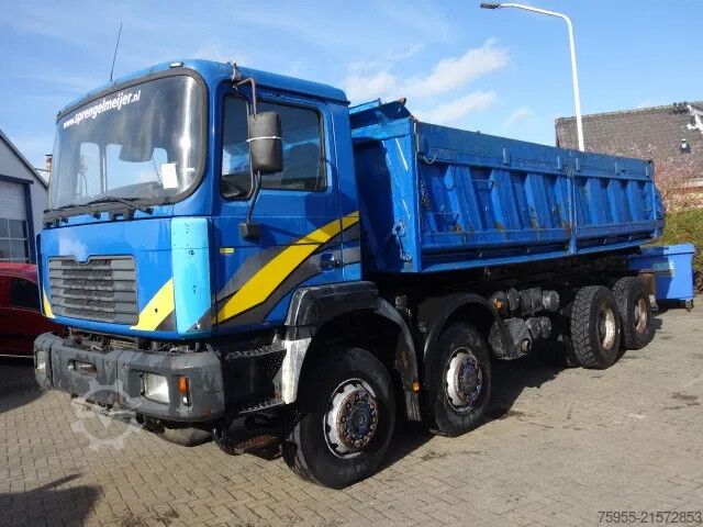 Tipper MAN 35 414 8x6 manual fuelpump