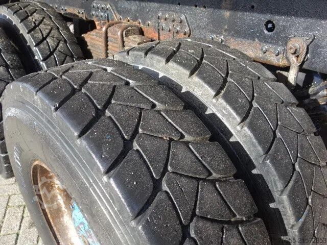 Tipper MAN 35 414 8x6 manual fuelpump