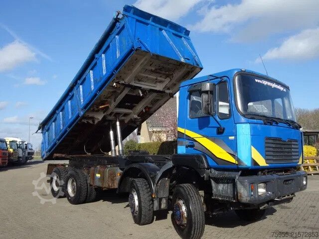 Tipper MAN 35 414 8x6 manual fuelpump