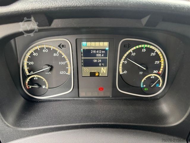 Transporter mit Koffer MERCEDES-BENZ Atego 816 L 4 m Koffer LBW 1t Koffer-Heizung