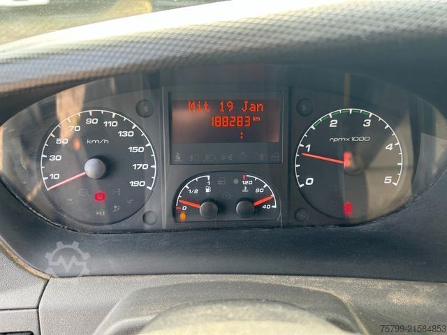 Dreiseitenkipper IVECO 50C17K 3Skipper mit Maxlift-Kran