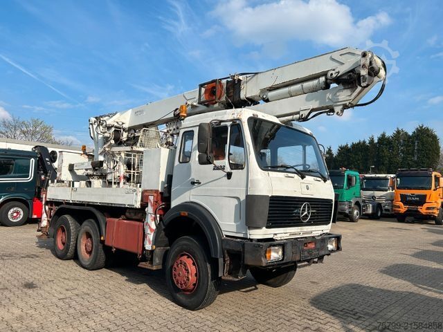 Autokran MERCEDES-BENZ 2632 HMK Dachdeckerkran 6x6