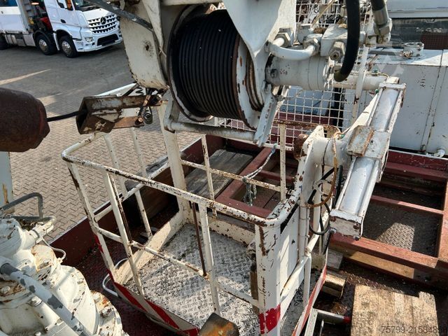 Autokran MERCEDES-BENZ 2632 HMK Dachdeckerkran 6x6