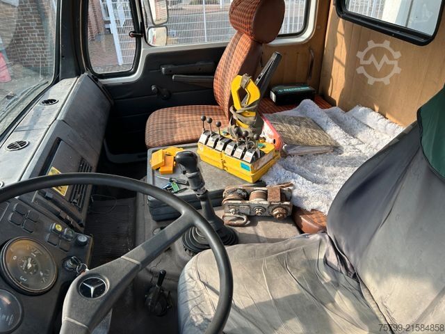 Autokran MERCEDES-BENZ 2632 HMK Dachdeckerkran 6x6