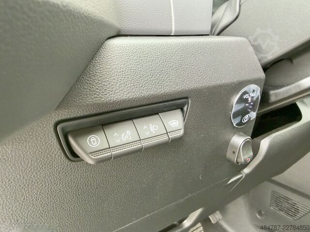 Curtain sider van RENAULT Master Pritsche Plane 170PS LBW BackSleeper Tach
