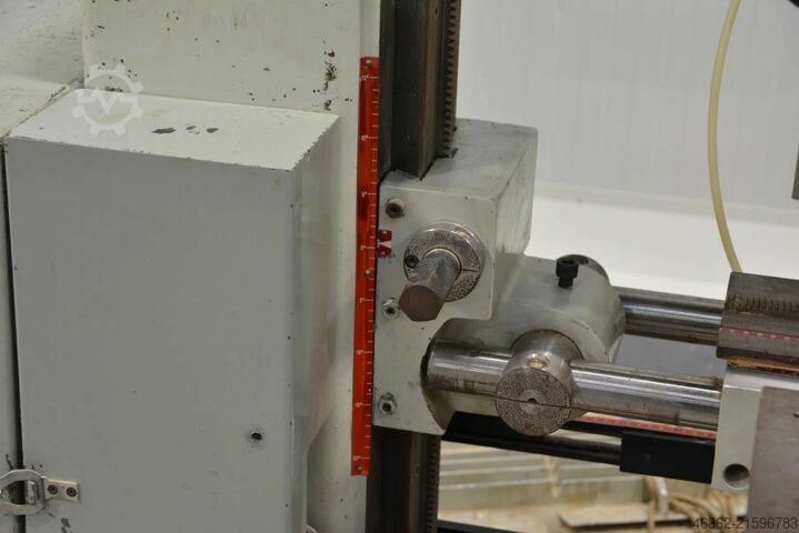 Schwenkbare Mehrspindelbohrmaschine Pade 