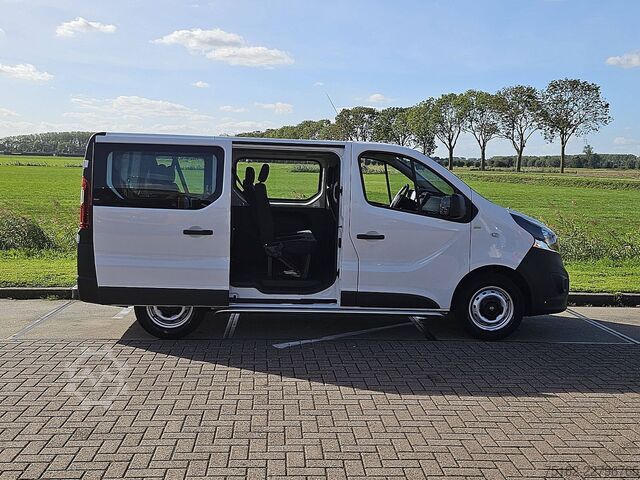 Passenger transportation OPEL VIVARO 1.6 L1H1 Kombi 9P Airco