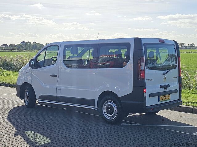 Passenger transportation RENAULT TRAFIC 1.6 DCI L1H1 Kombi 8-Pers AC