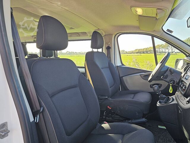 Passenger transportation RENAULT TRAFIC 1.6 DCI L1H1 Kombi 8-Pers AC
