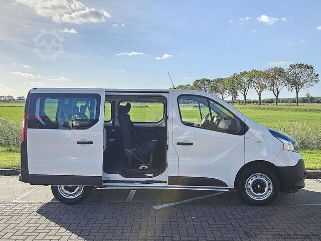Passenger transportation RENAULT TRAFIC 1.6 DCI L1H1 Kombi 8-Pers AC