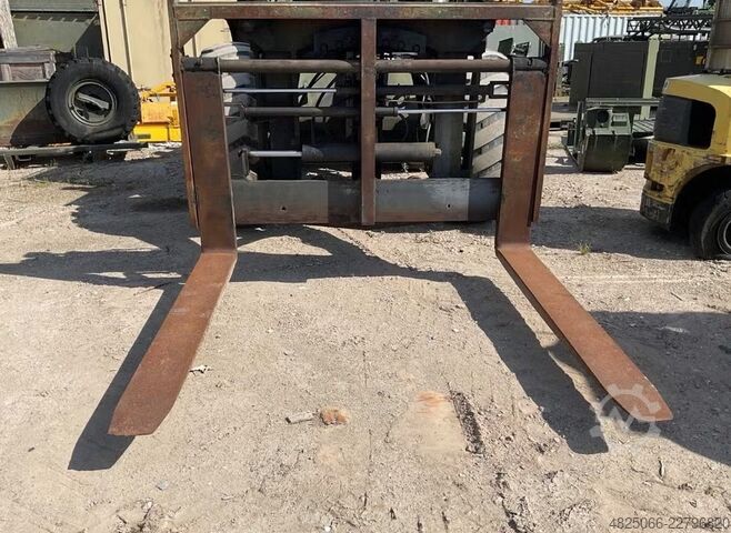 Loader Dresser International M 10 A loader 1983
