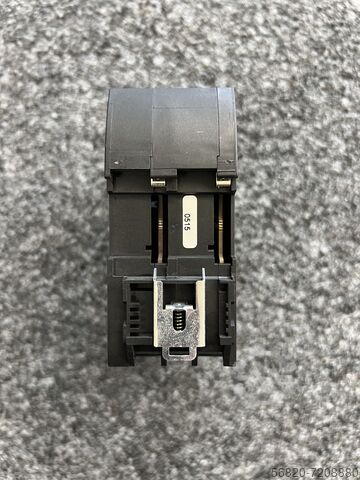 IO-Link master with EtherNet/IP interface ifm electronic GmbH AY1020