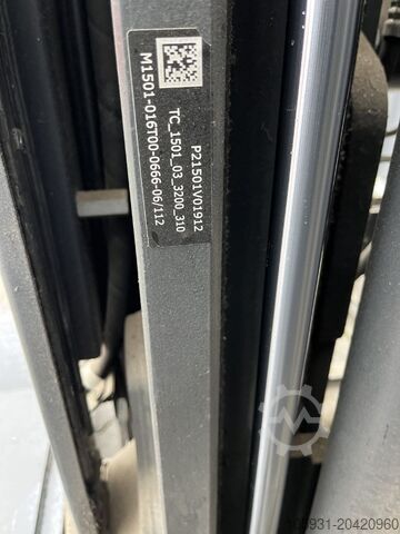 Schubmaststapler Linde R14-01