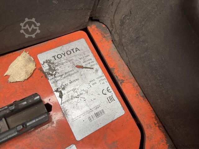 Reach Truck BT RRE140H