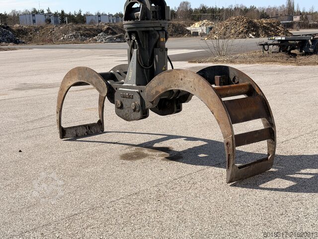 Materialumschlagbagger Caterpillar MH3024