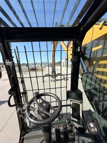 Materialumschlagbagger Caterpillar MH3024