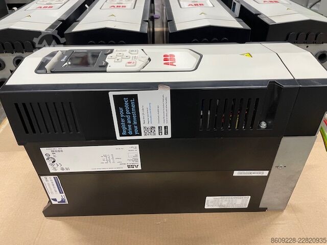 Steuerung ABB ACS880-01-025A-3 Frequency Converter 400V 25A – 14 pcs