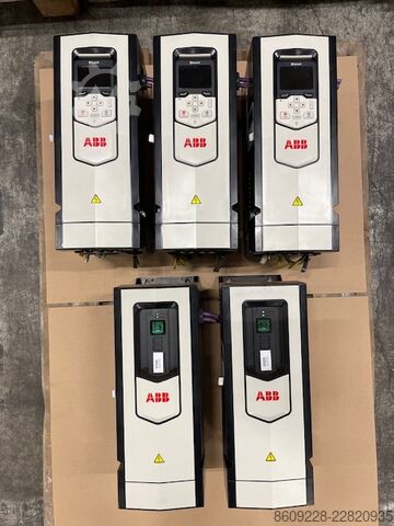 Steuerung ABB ACS880-01-025A-3 Frequency Converter 400V 25A – 14 pcs
