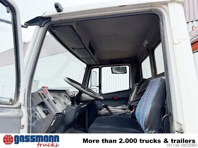 Pick-up van Mercedes-Benz LK 814 4x2, 6-Zylinder, Kran Tirre Euro 35